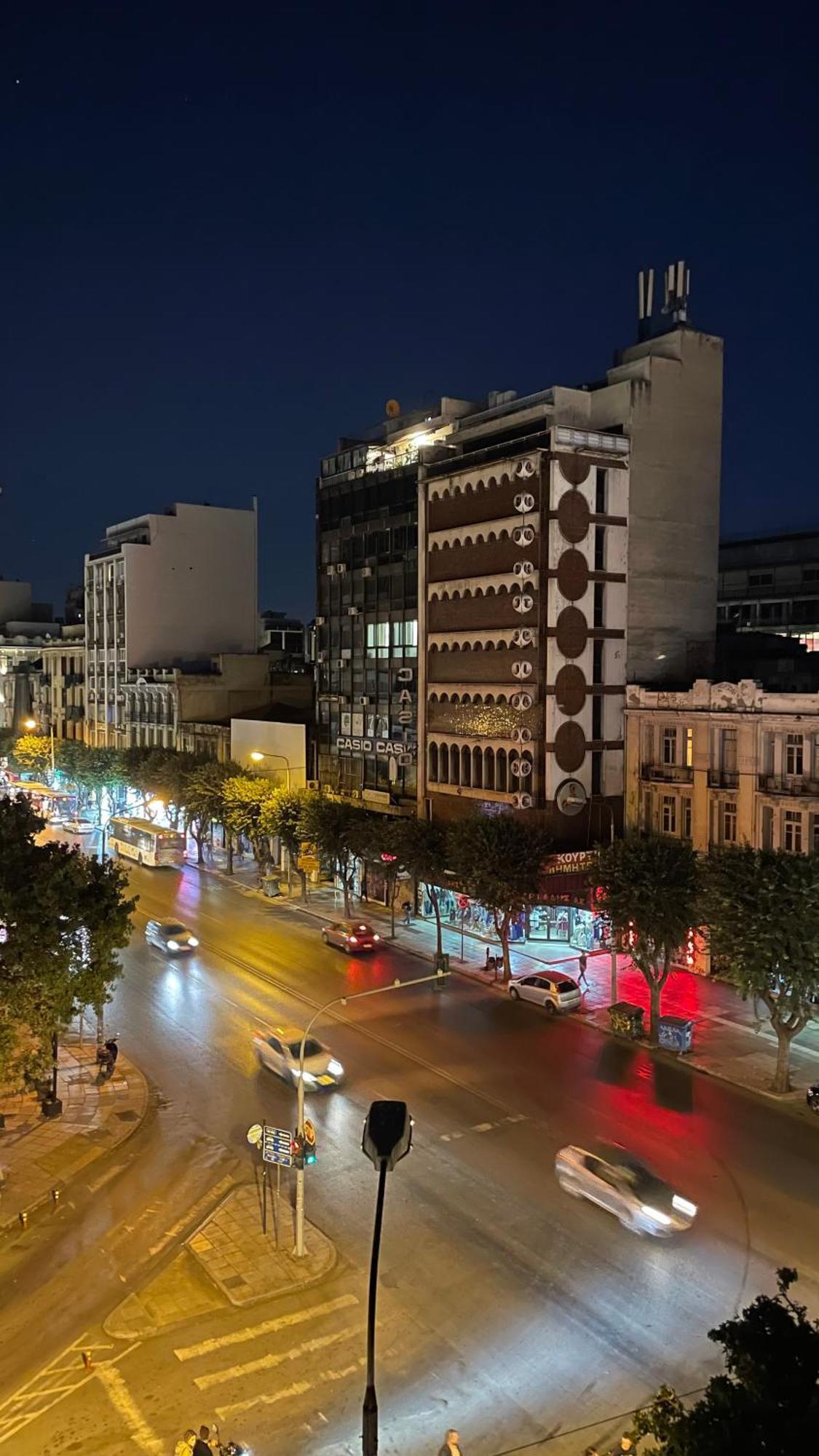 A.G.A.I.N Downtown Premium Suite Thessaloniki Exterior photo